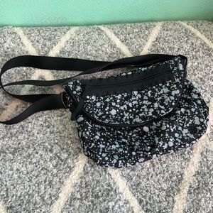 Lululemon athelica NWOT All night festival bag